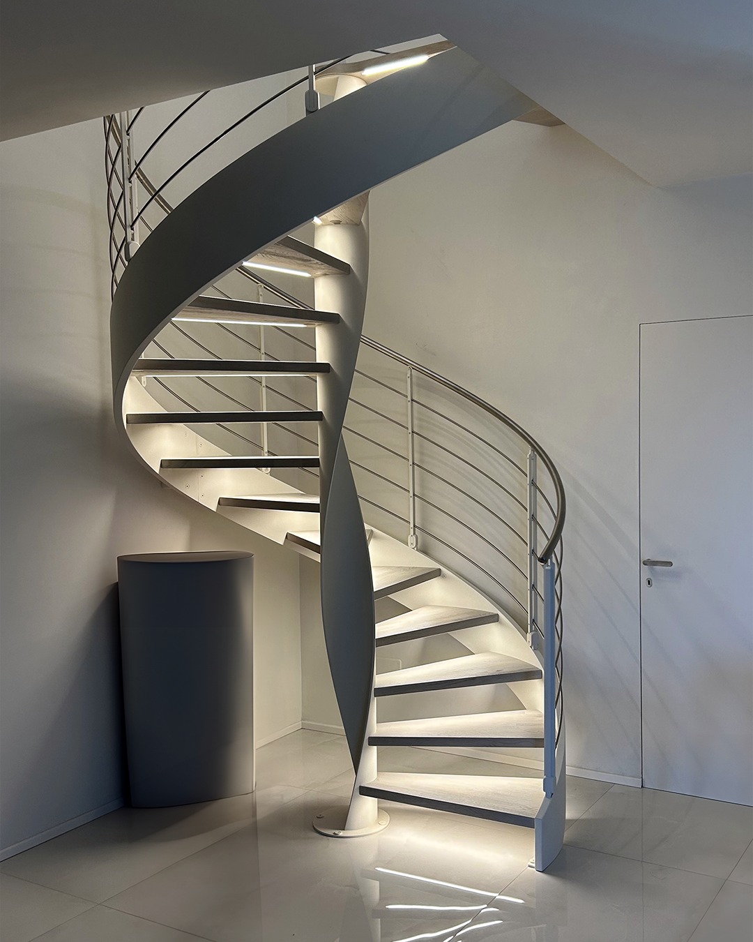 scala elicodiale led gradini2